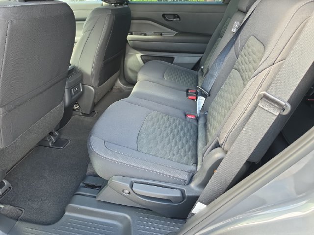 New 2026 Nissan Pathfinder SV FWD image 17