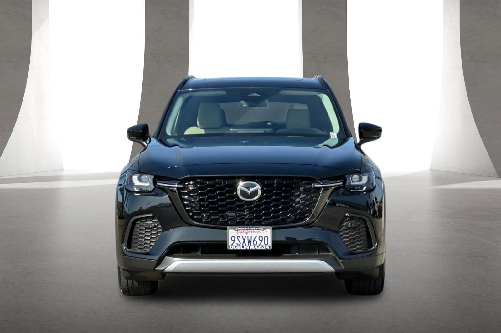 Certified 2025 MAZDA CX-70 3.3 Turbo w/ Premium Package image 9