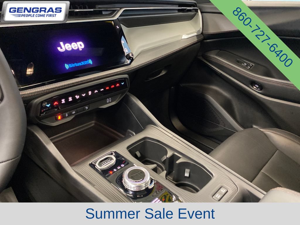 Used 2026 Jeep Cherokee Limited AWD/4WD image 14