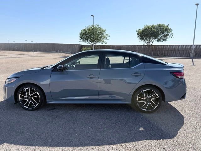 Used 2024 Nissan Sentra SR FWD image 9