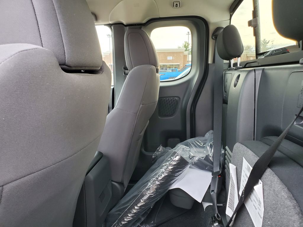 New 2026 Nissan Frontier S image 9