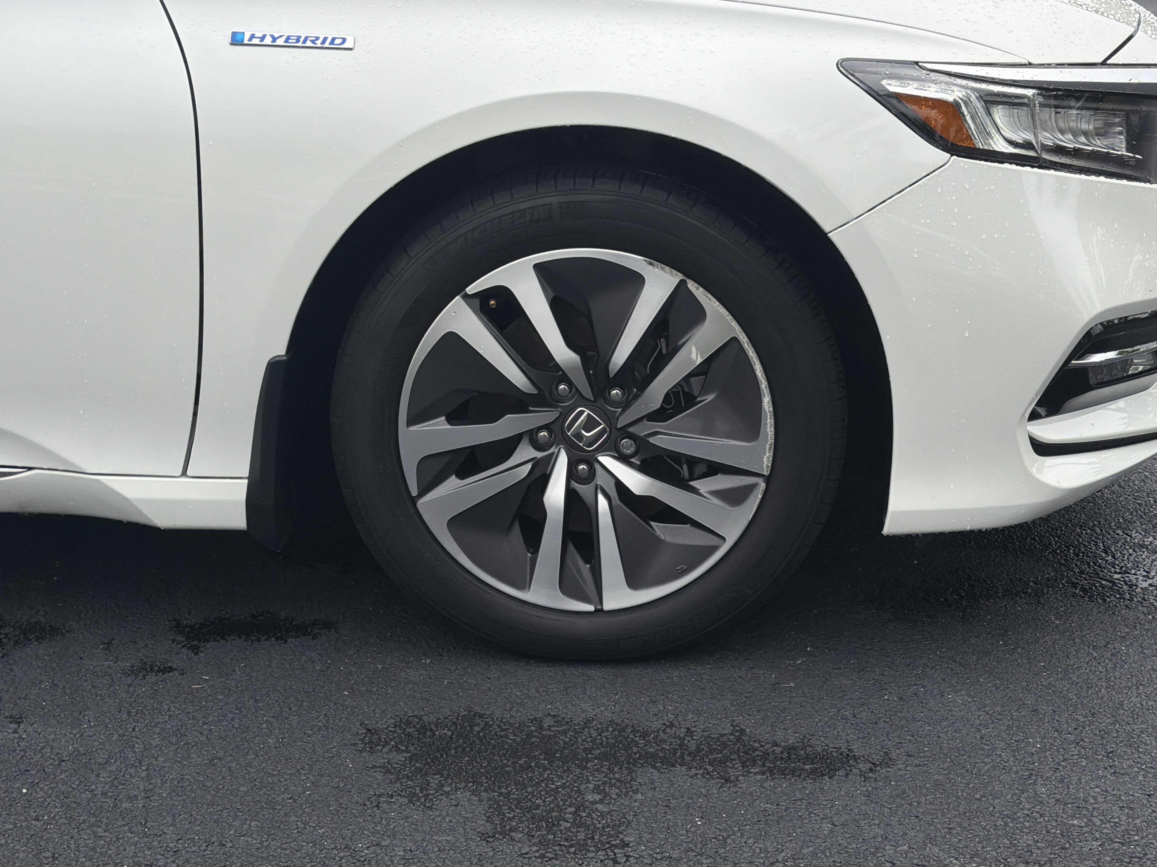 Used 2018 Honda Accord Touring image 33