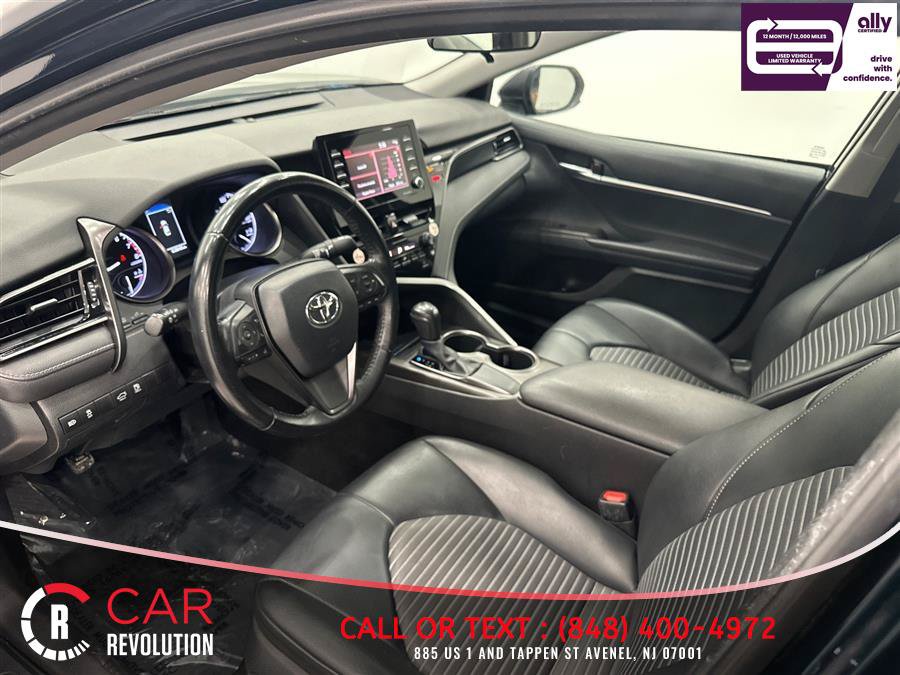 Used 2021 Toyota Camry SE FWD image 13