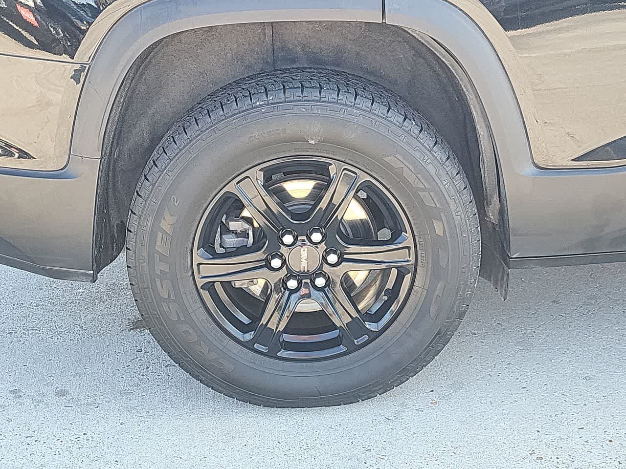 Used 2021 GMC Acadia AT4 w/ Technology Package AWD/4WD image 16