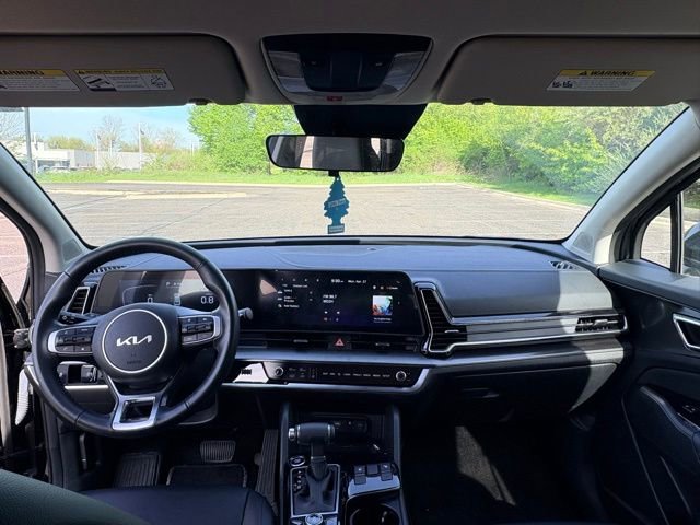 Certified 2025 Kia Sportage EX AWD/4WD image 11