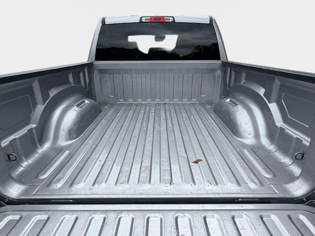 Used 2024 RAM 1500 Laramie AWD/4WD image 11