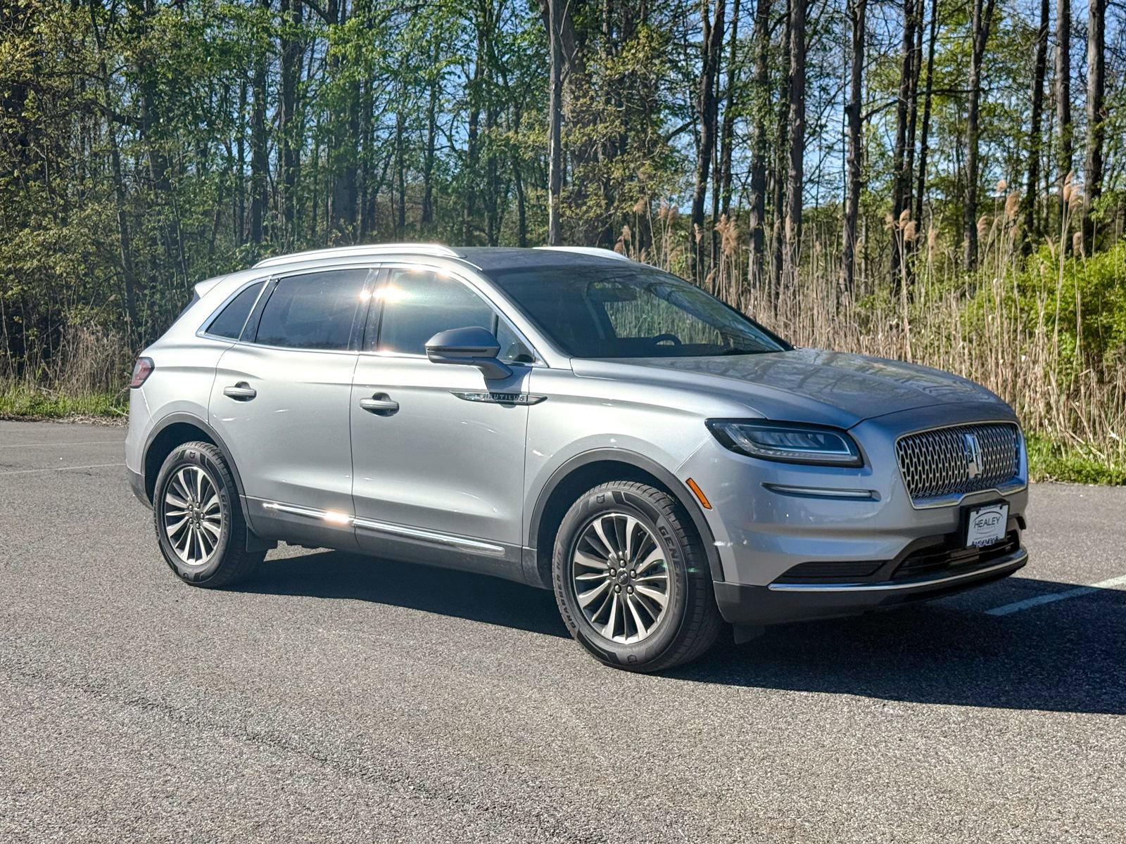 Certified 2023 Lincoln Nautilus AWD w/ Premium Package image 1