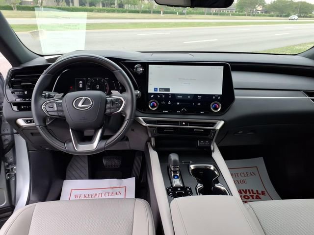 Used 2024 Lexus RX 350 Premium w/ Accessory Package (Z1) AWD/4WD image 10