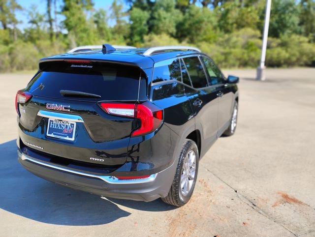 Used 2024 GMC Terrain SLT image 6