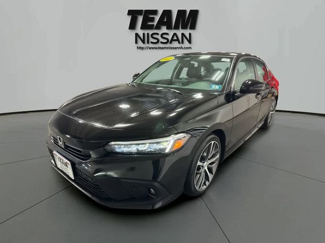 Used 2022 Honda Civic Touring image 3