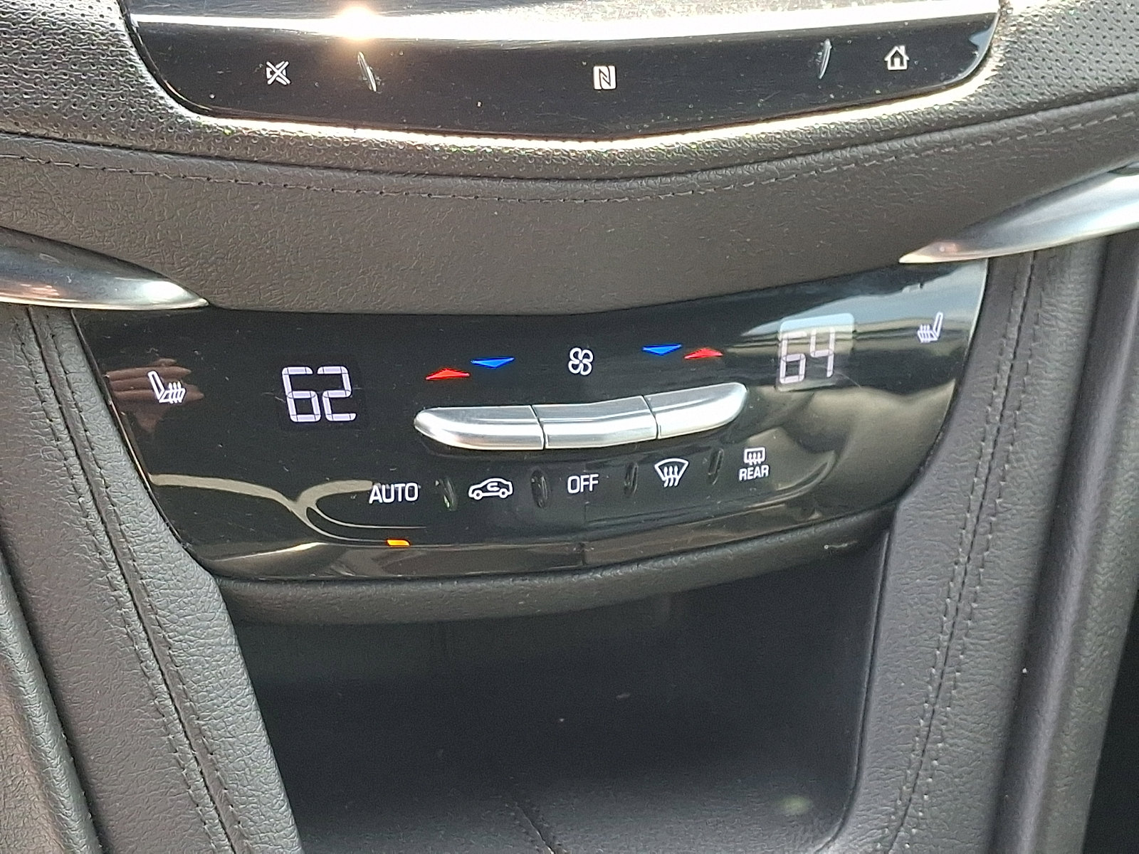 Certified 2020 Cadillac XT5 Premium Luxury image 17