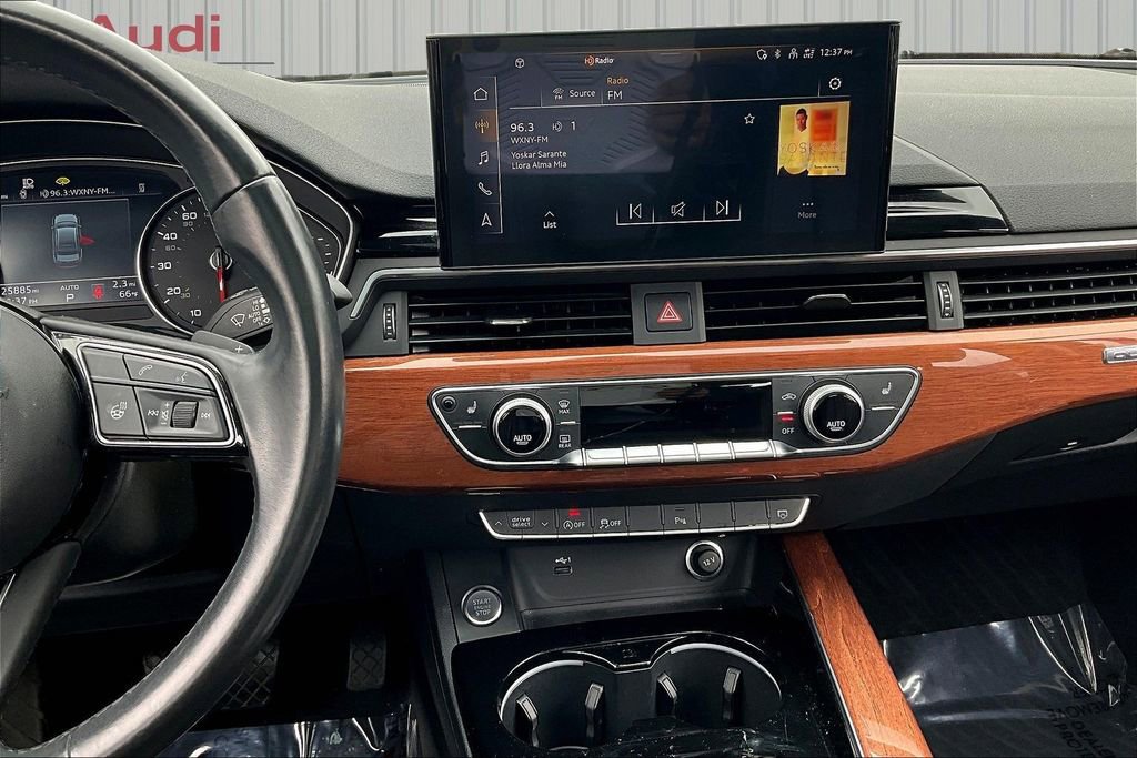 Used 2023 Audi A4 2.0T Premium w/ Convenience Package image 9