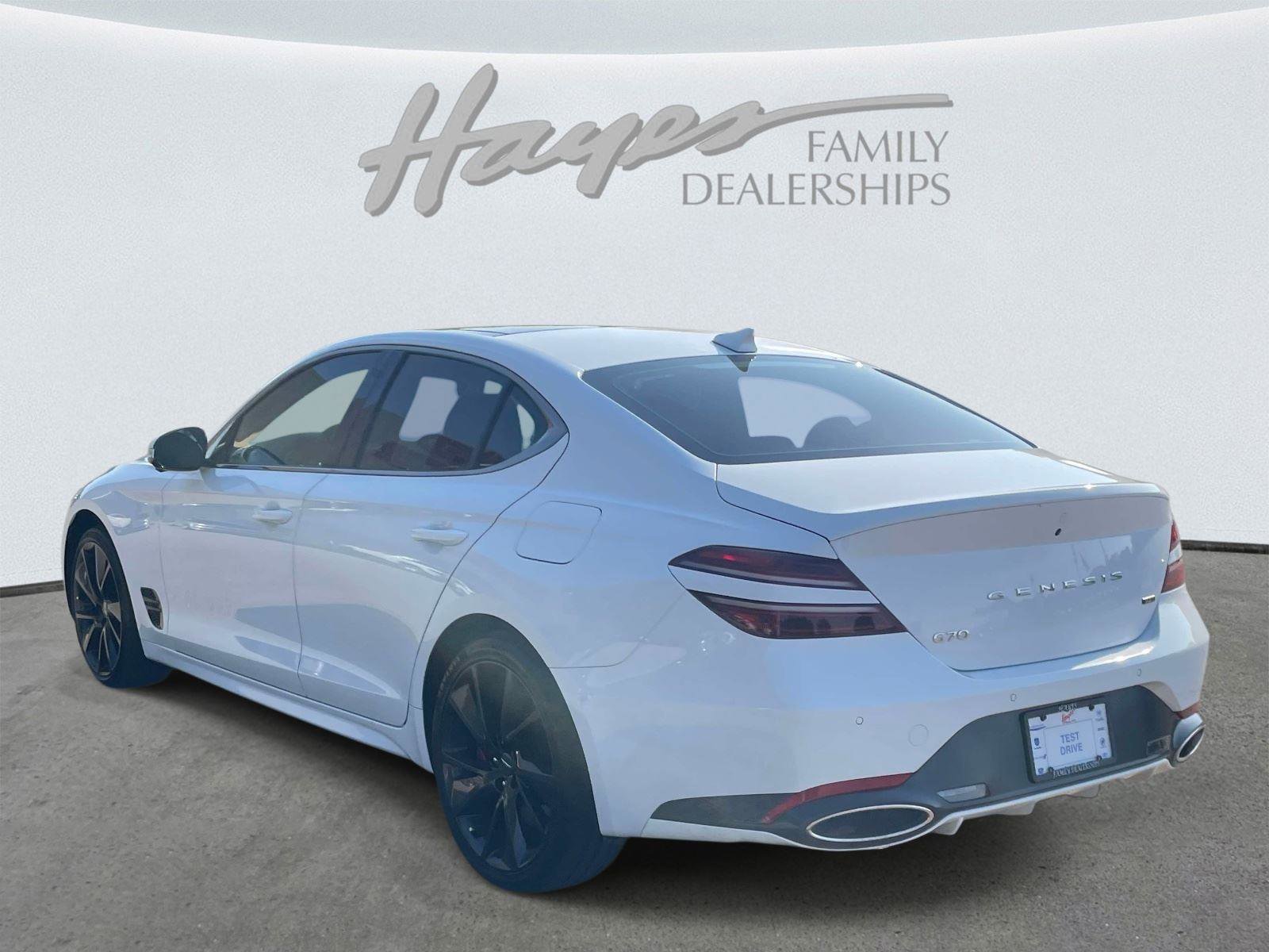 Used 2023 Genesis G70 3.3T w/ Sport Prestige Package image 5