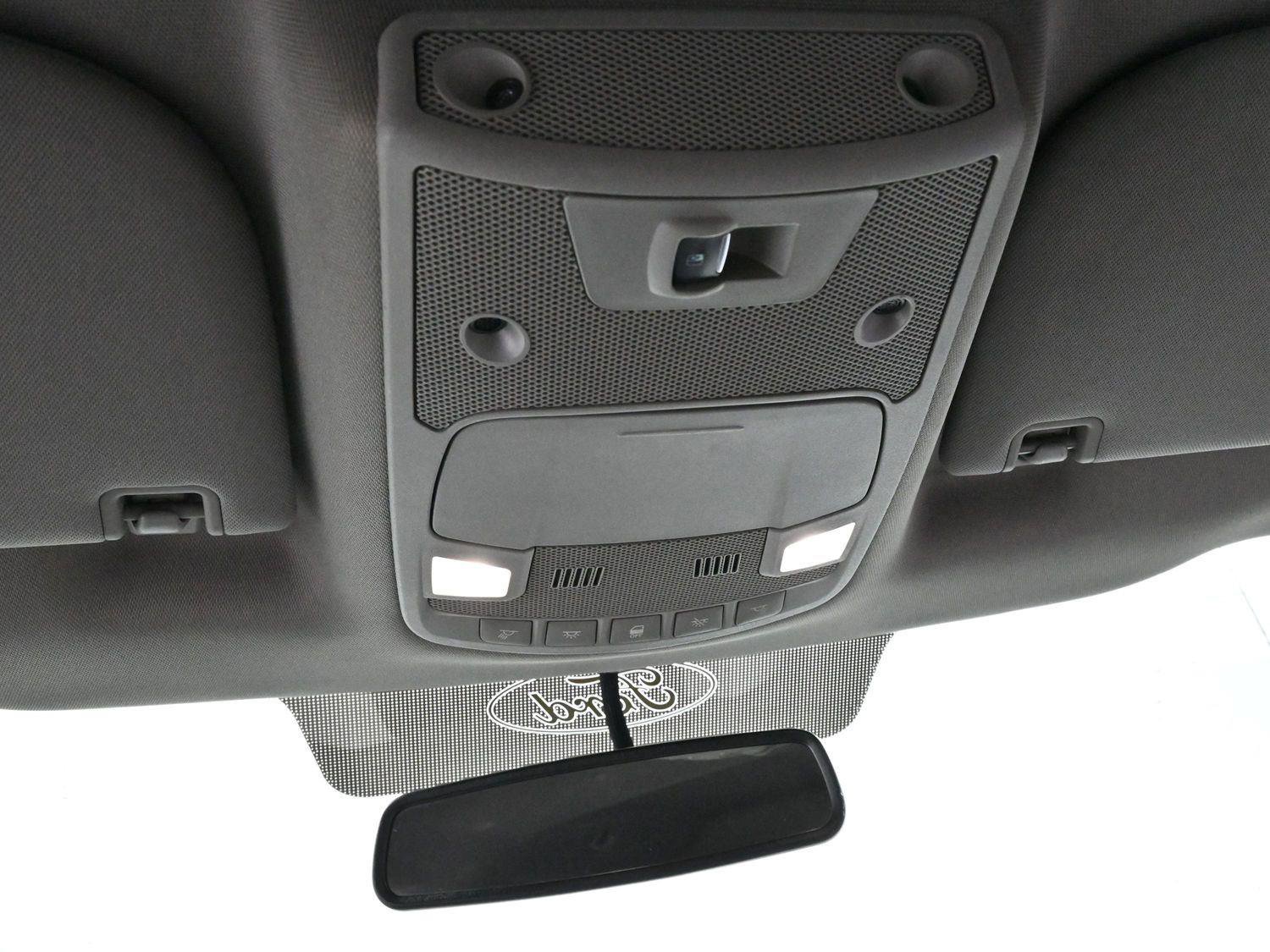 Used 2016 Ford F150 Lariat w/ Trailer Tow Package image 25