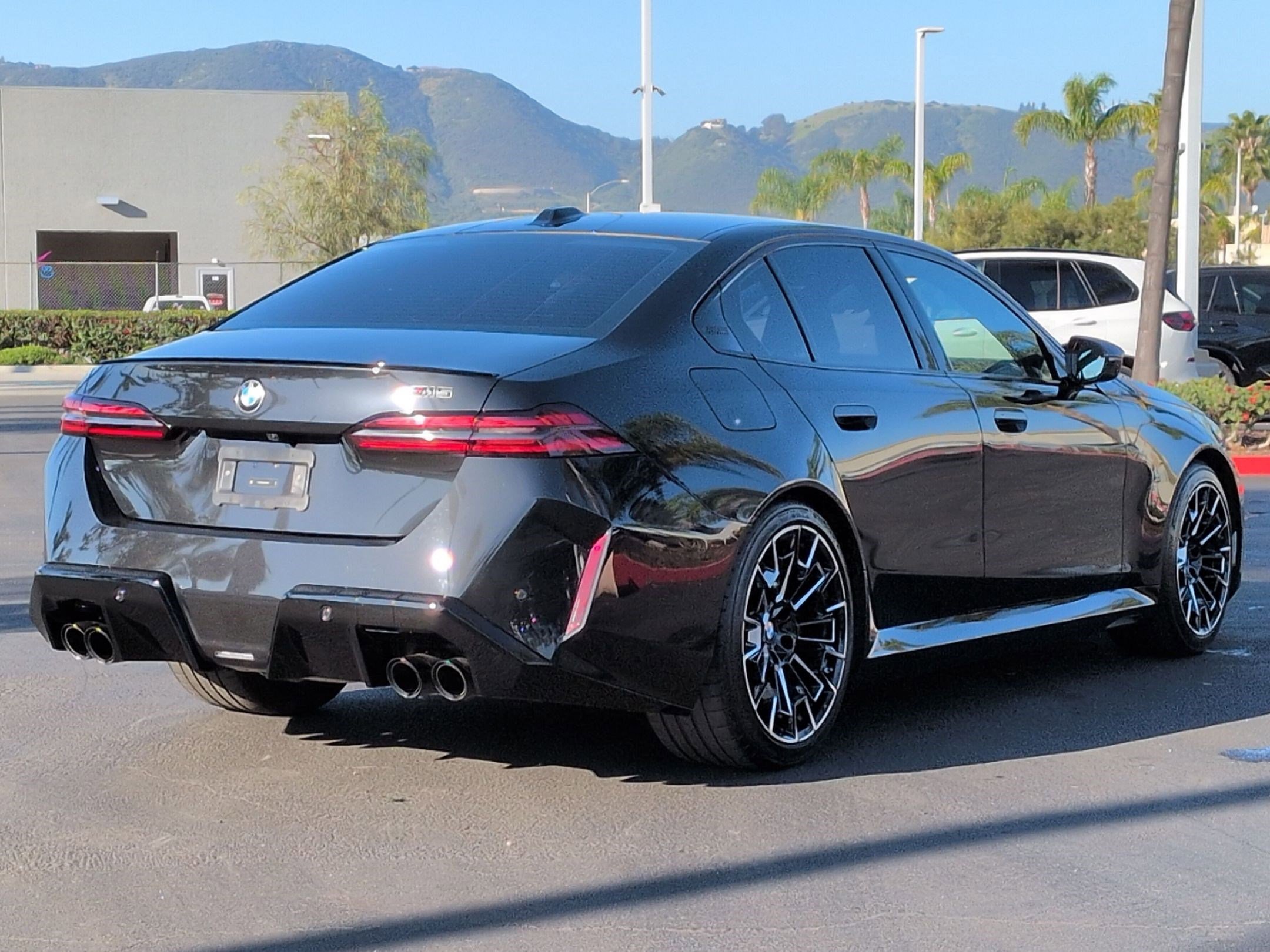 Used 2025 BMW M5 w/ M Driver's Package image 10