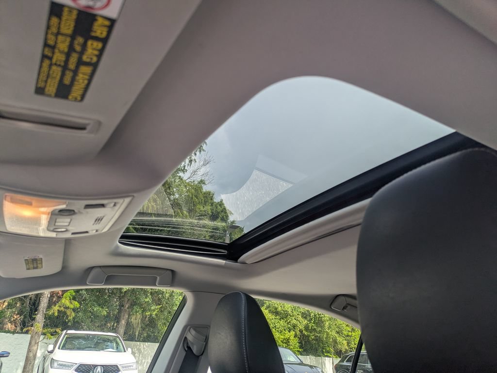 Used 2015 Lexus ES 300h w/ Navigation System Package FWD image 18