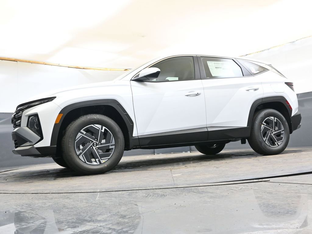 New 2026 Hyundai Tucson Blue SE image 40