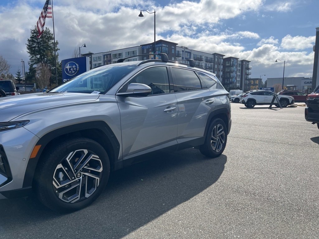 Used 2025 Hyundai Tucson Limited image 3