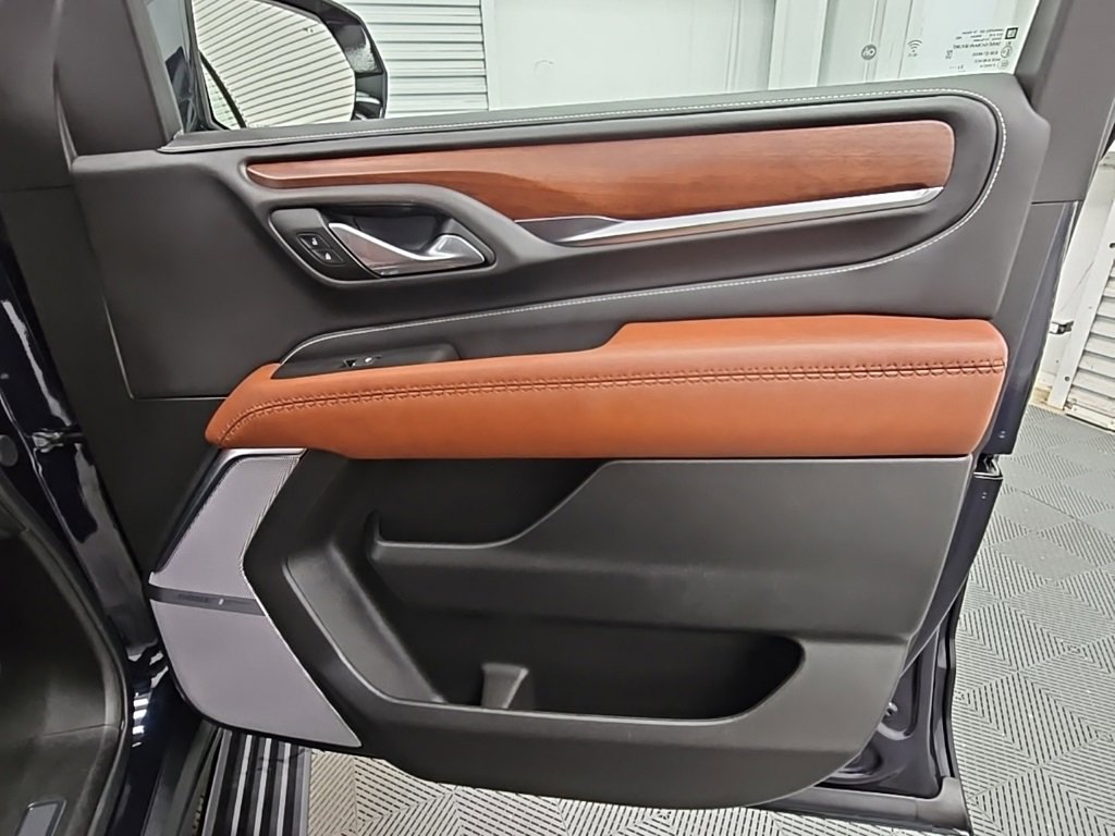 Certified 2024 GMC Yukon Denali Ultimate image 47