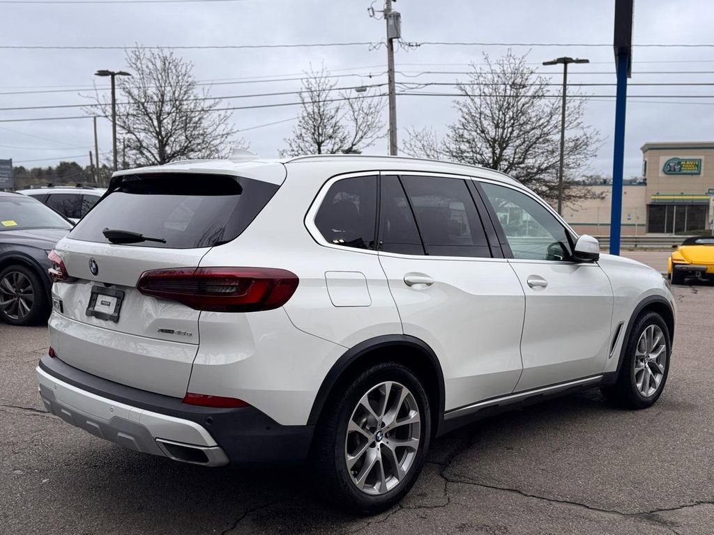 Used 2021 BMW X5 xDrive45e w/ Premium Package 3 AWD/4WD image 6