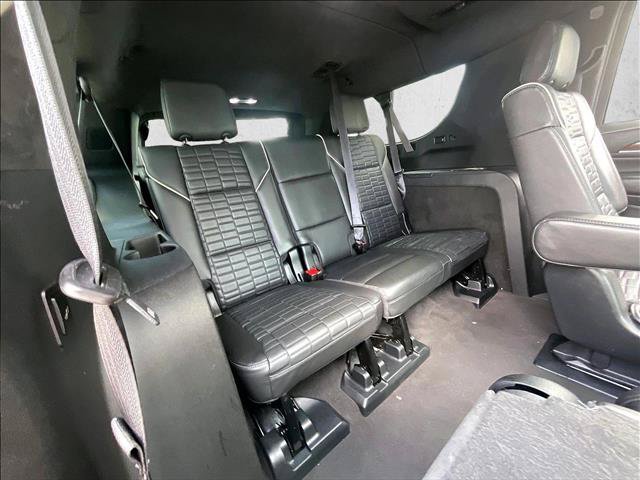 Used 2023 Cadillac Escalade ESV Sport Platinum w/ LPO, ONYX Package AWD/4WD image 30