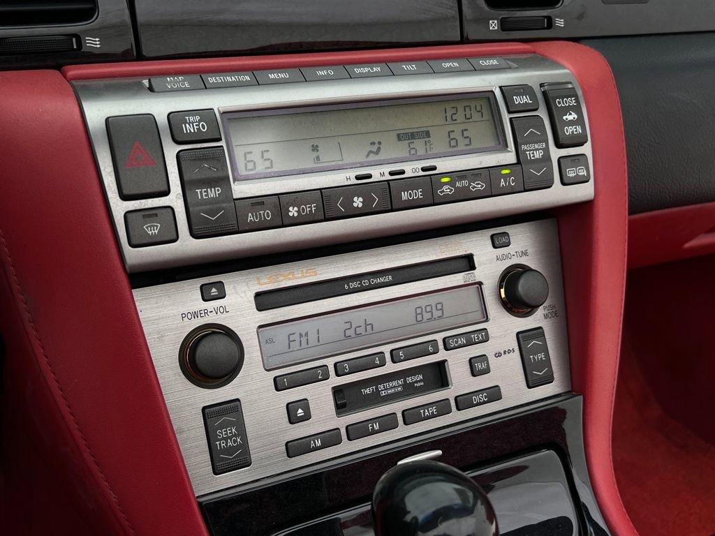 Used 2005 Lexus SC 430 Convertible image 21