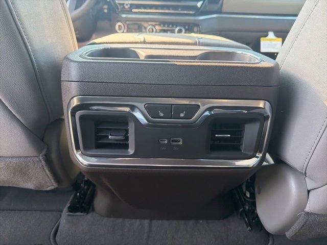 New 2026 GMC Sierra 3500 SLT w/ SLT Convenience Package image 32