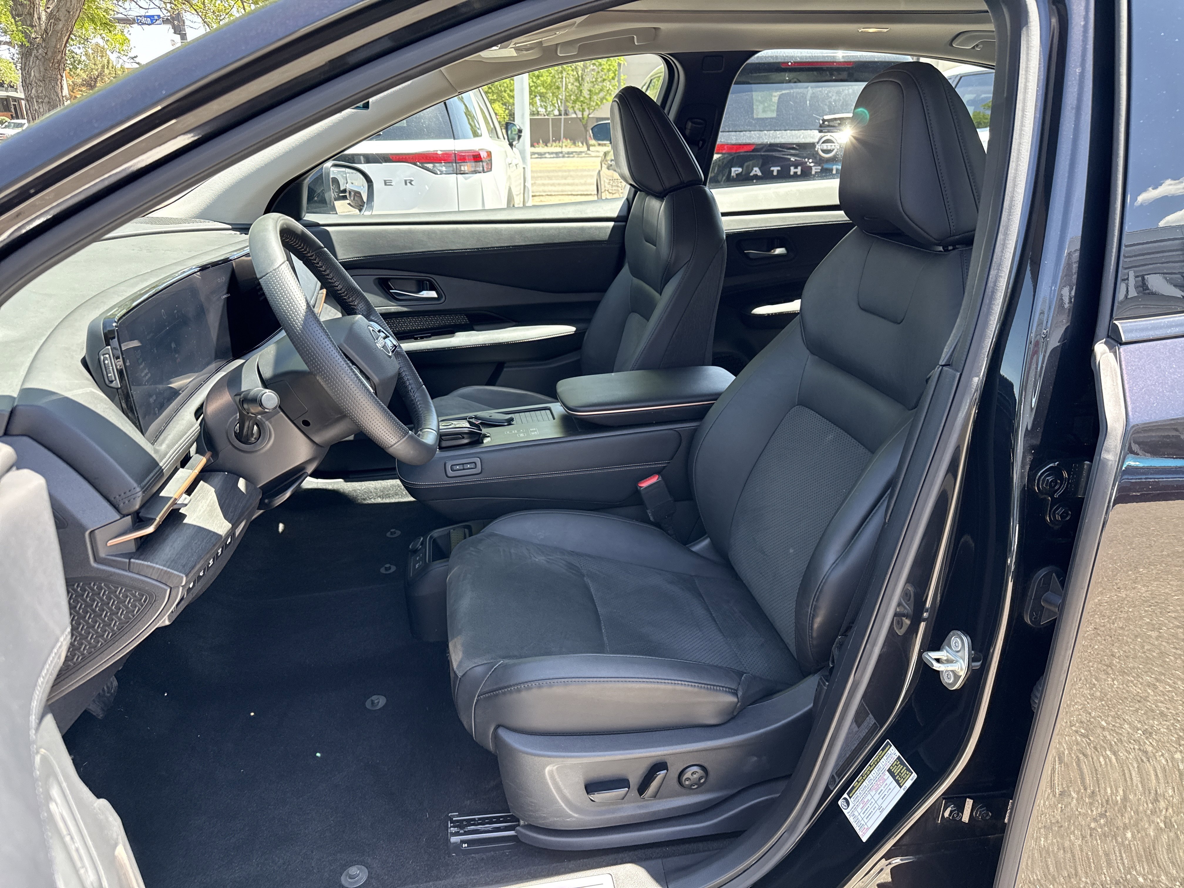 Certified 2024 Nissan Ariya AWD image 21