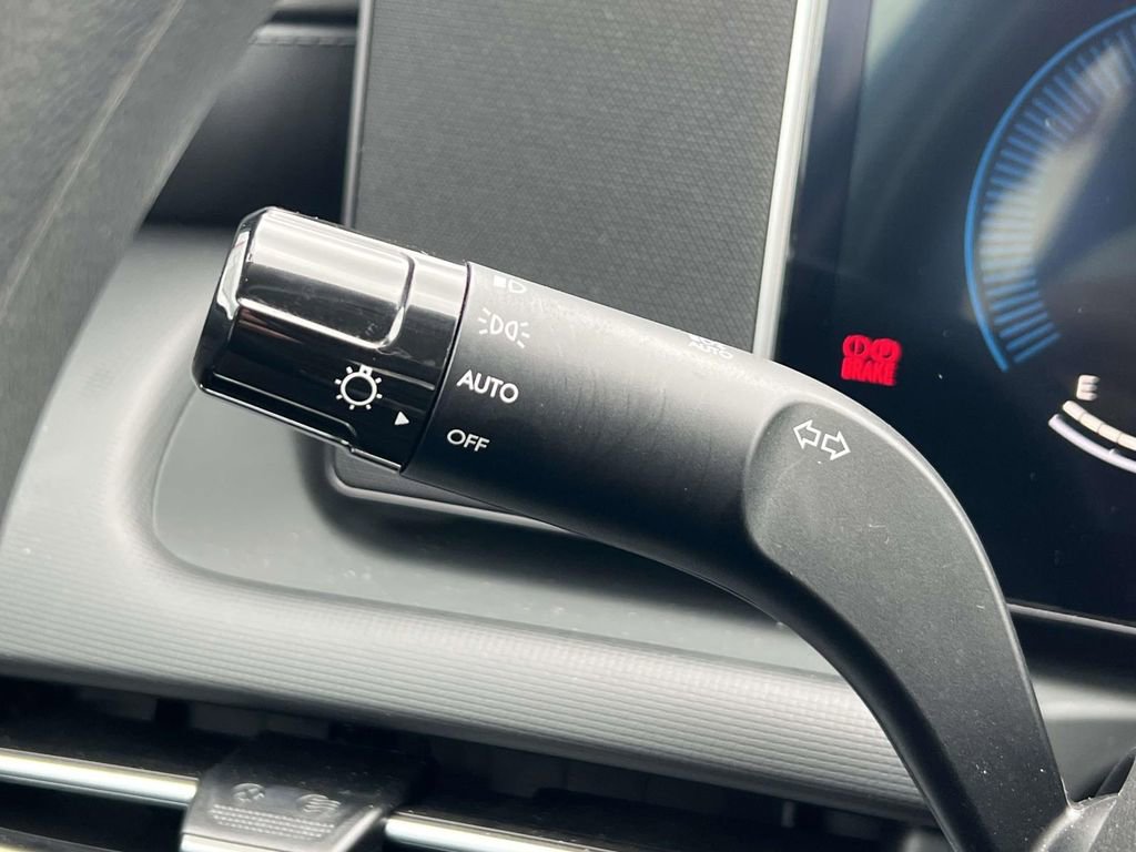 Certified 2025 Hyundai Tucson SE AWD/4WD image 22