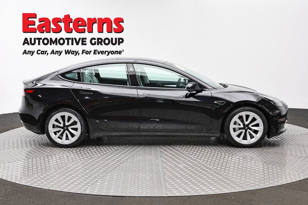 Used 2023 Tesla Model 3 Standard Range RWD image 4