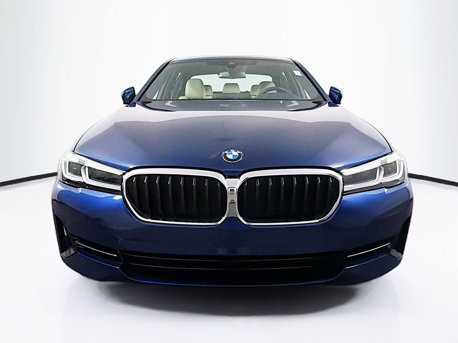 Used 2023 BMW 540i xDrive w/ Executive Package image 2