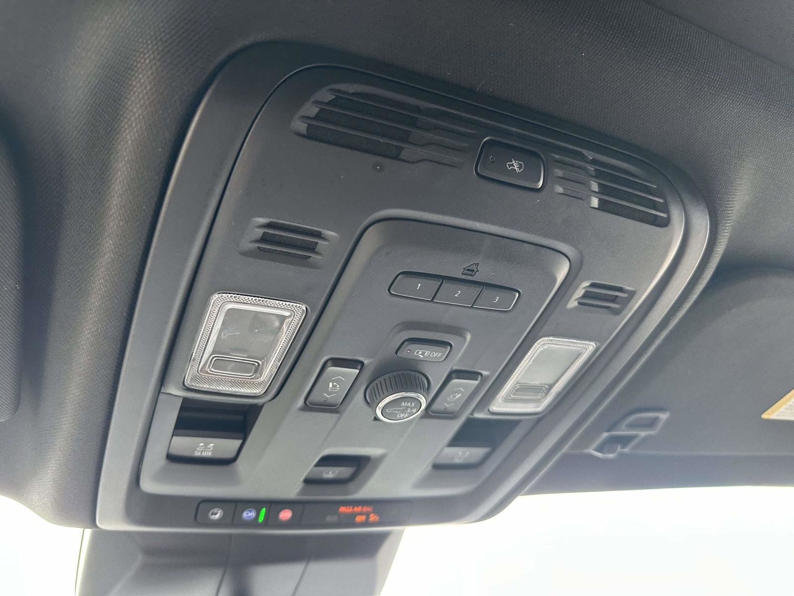 Certified 2023 Cadillac Escalade Premium Luxury w/ Performance Package image 15