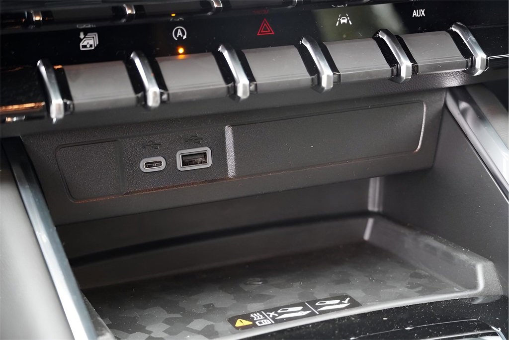 New 2026 GMC Canyon AT4 w/ Technology Plus Package image 16