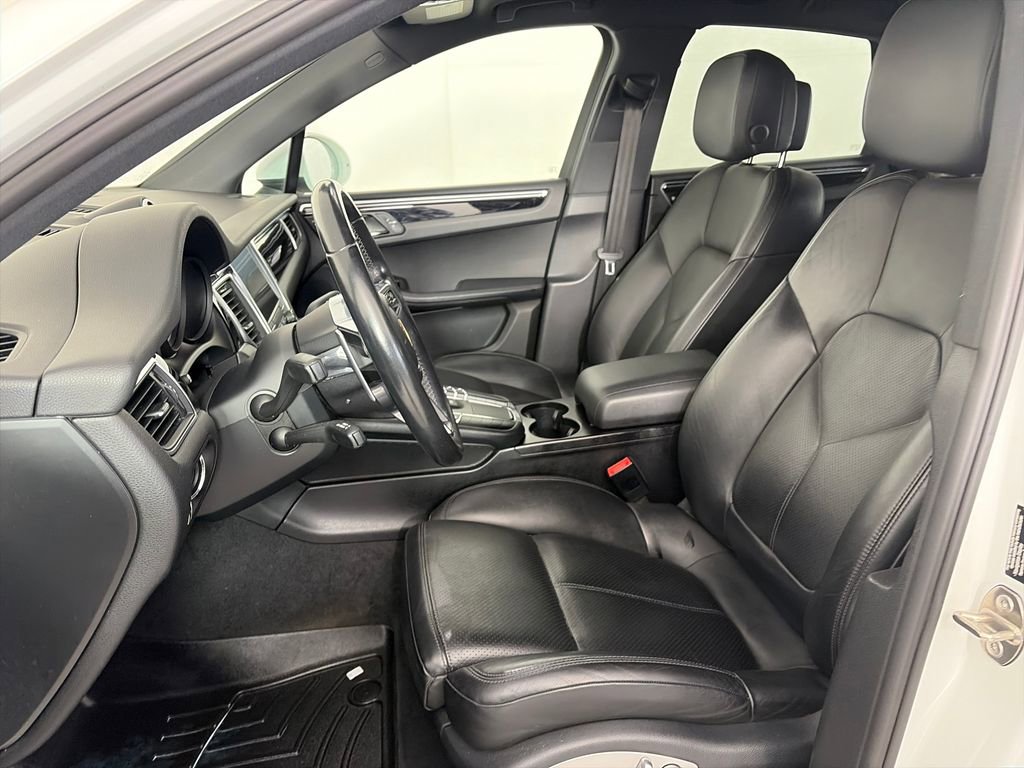 Used 2017 Porsche Macan S AWD/4WD image 11