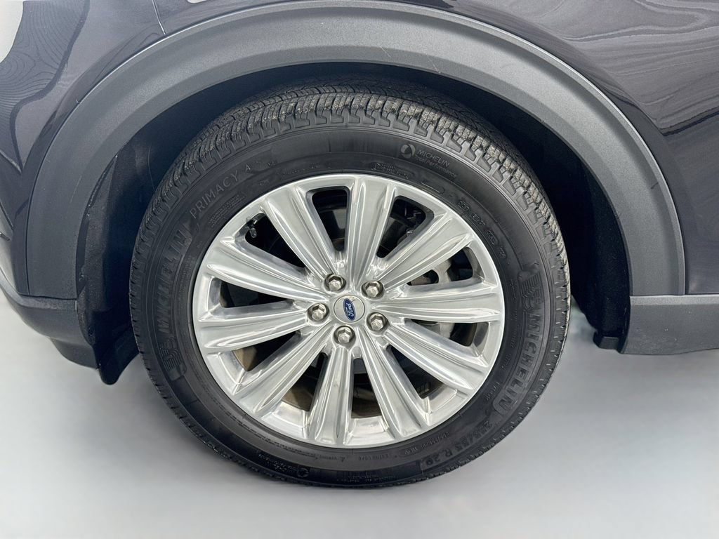 Used 2024 Ford Explorer Limited w/ Limited Technology Package RWD image 34