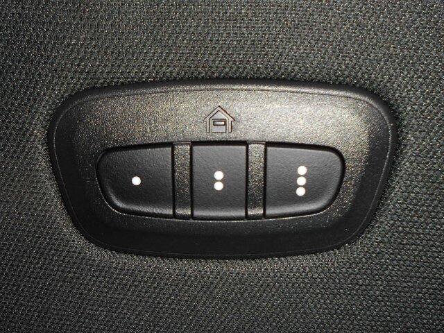 Used 2025 RAM 1500 Big Horn AWD/4WD image 11