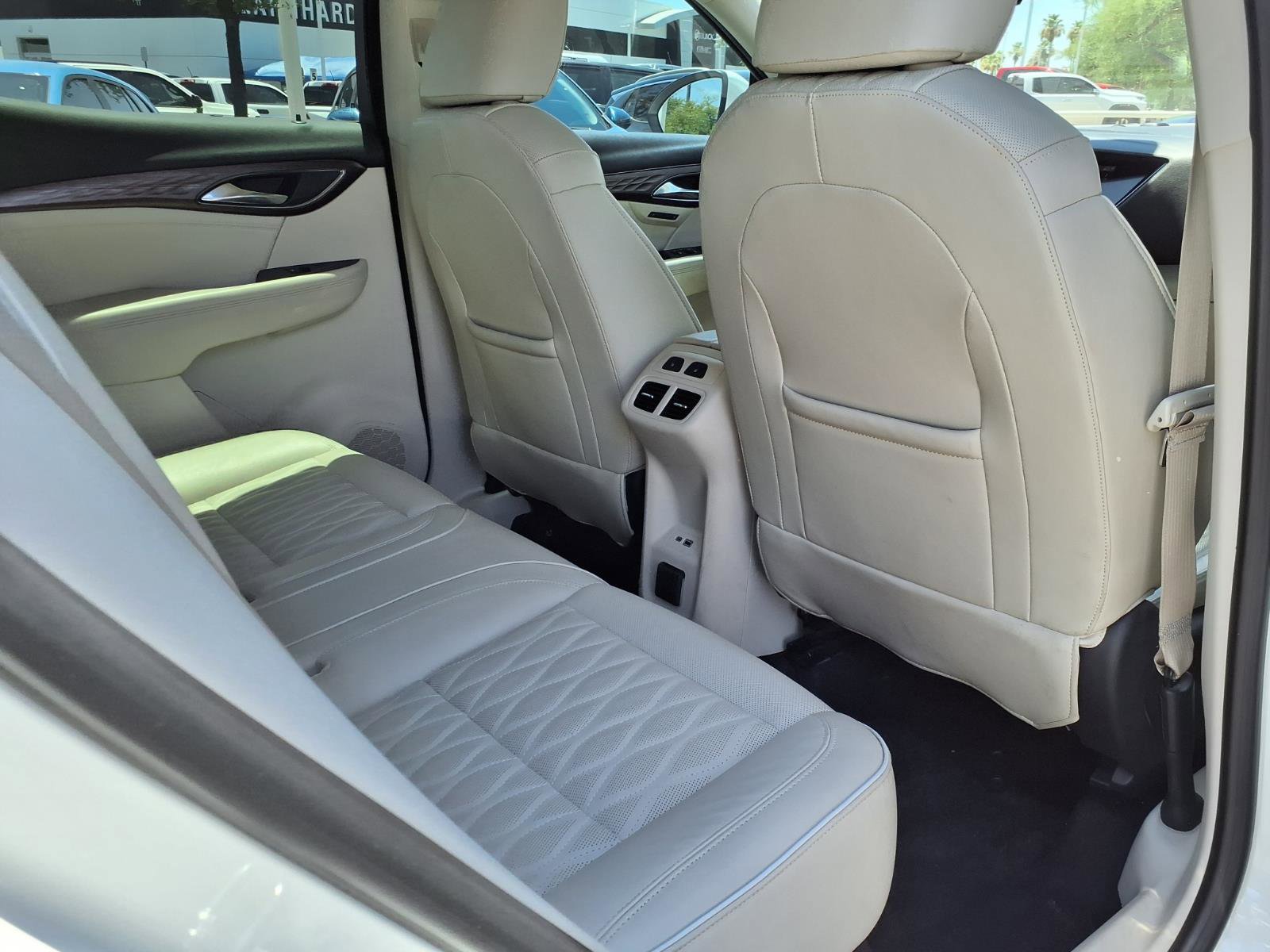 Used 2021 Buick Envision Avenir w/ Technology Package II FWD image 13