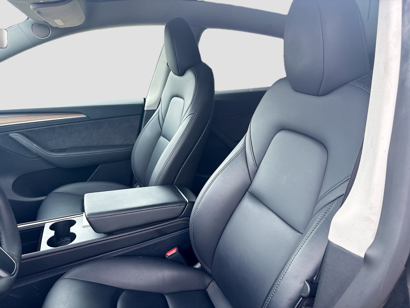 Used 2025 Tesla Model Y Long Range RWD image 20