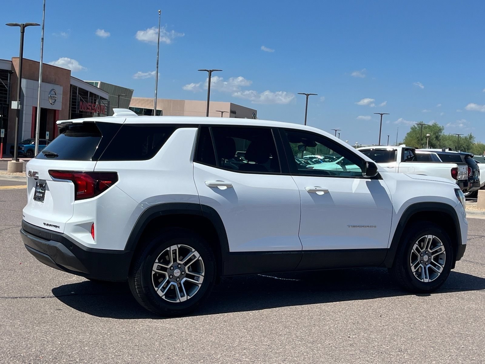 Used 2025 GMC Terrain Elevation FWD image 5
