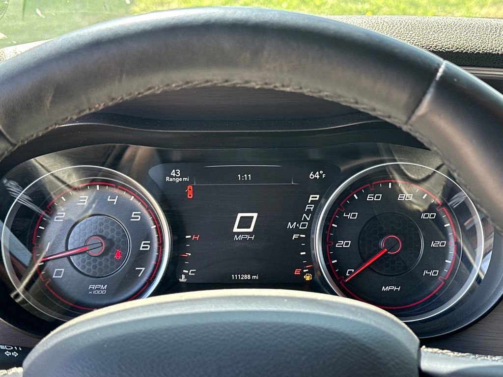 Used 2017 Dodge Charger SE image 11