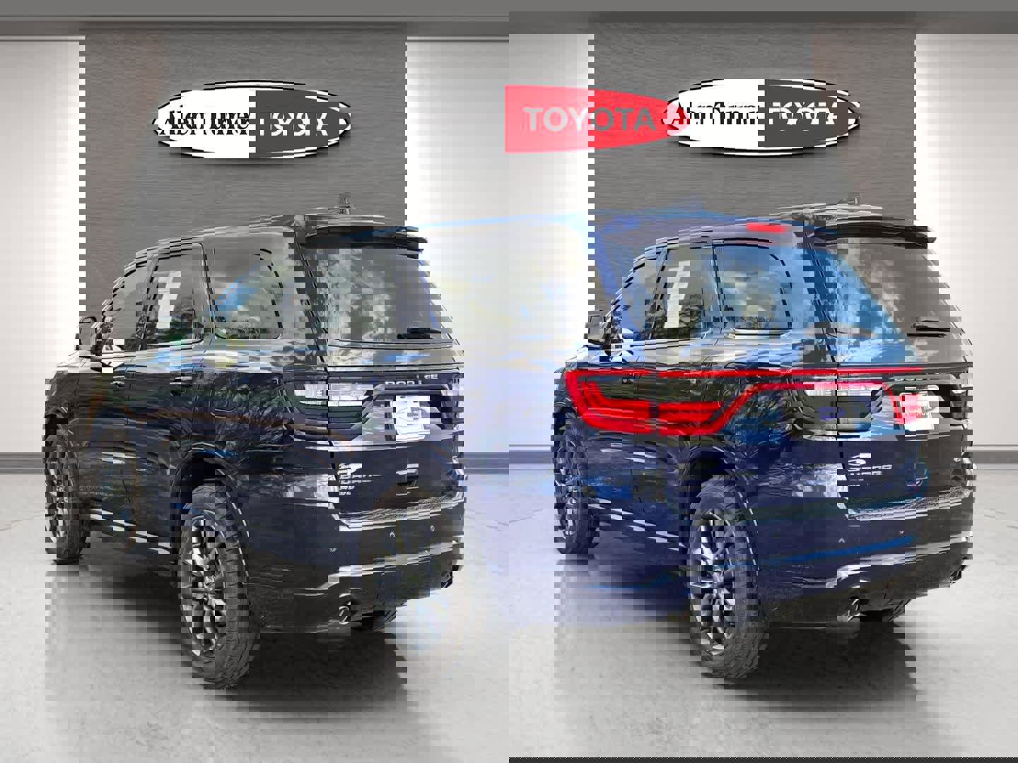 Used 2017 Dodge Durango GT w/ Nav & Power Liftgate Group image 8