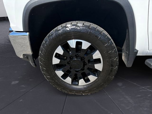 Used 2023 Chevrolet Silverado 2500 LT AWD/4WD image 14