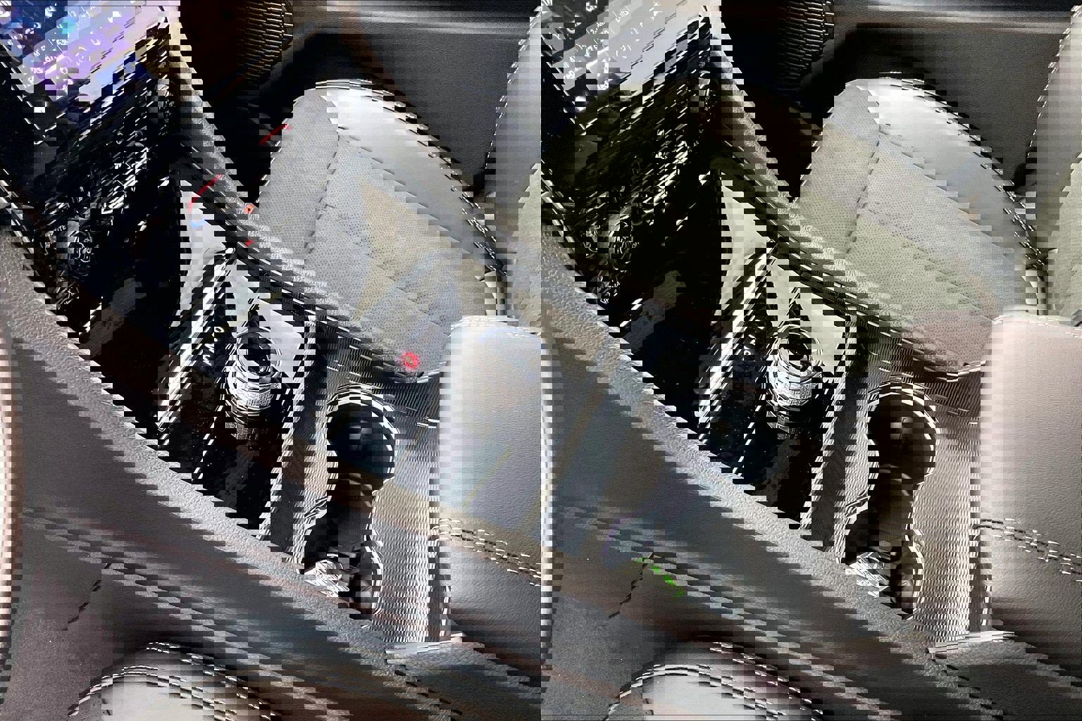 New 2025 Jeep Grand Cherokee L Altitude image 8