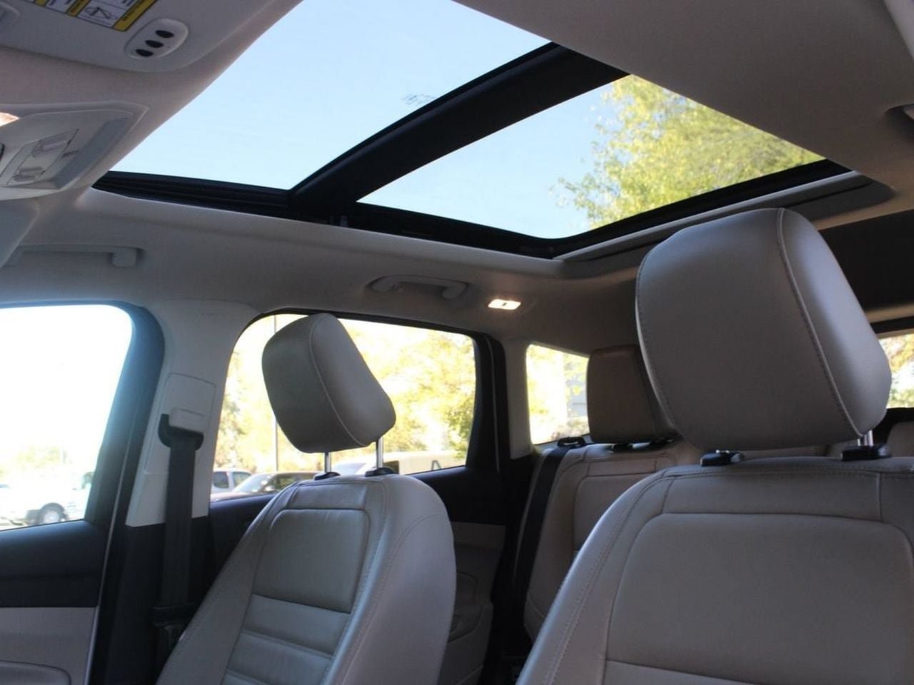 Used 2019 Ford Escape Titanium FWD image 23
