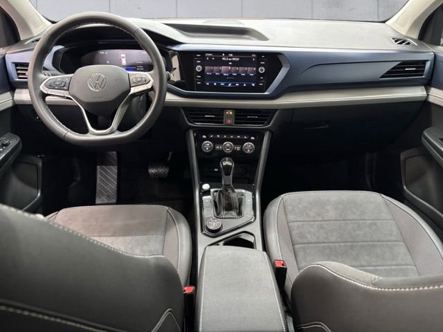 Certified 2024 Volkswagen Taos SE image 16