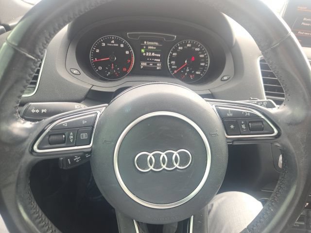Used 2017 Audi Q3 2.0T Premium Plus w/ Premium Plus Package AWD/4WD image 7