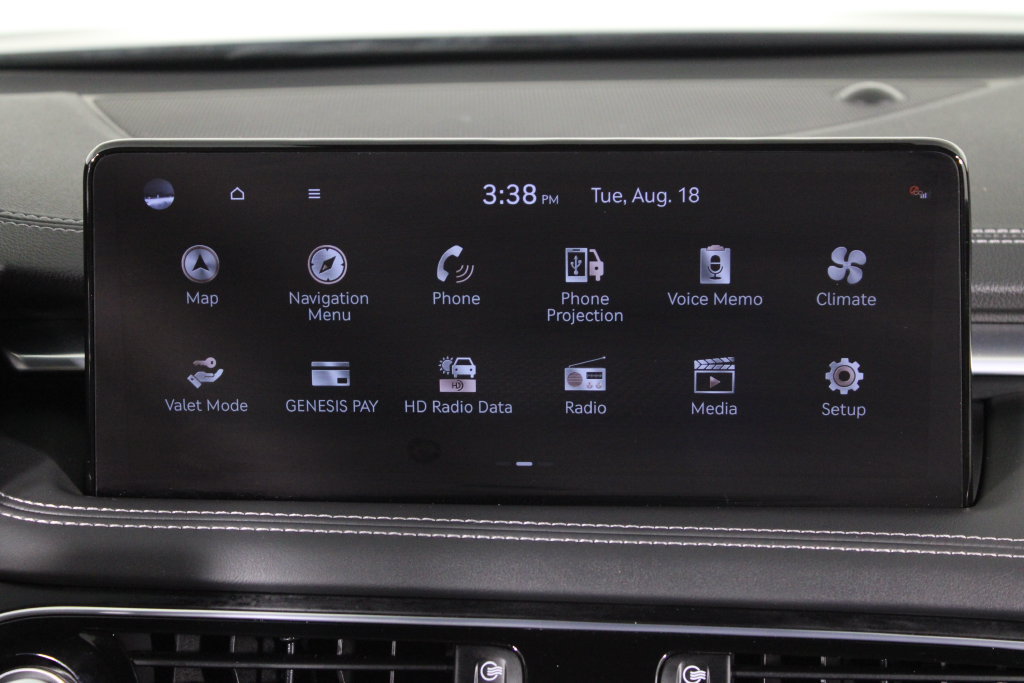 Used 2023 Genesis G70 2.0T RWD image 7