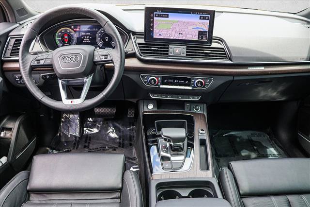 Used 2025 Audi Q5 e Premium Plus AWD/4WD image 23