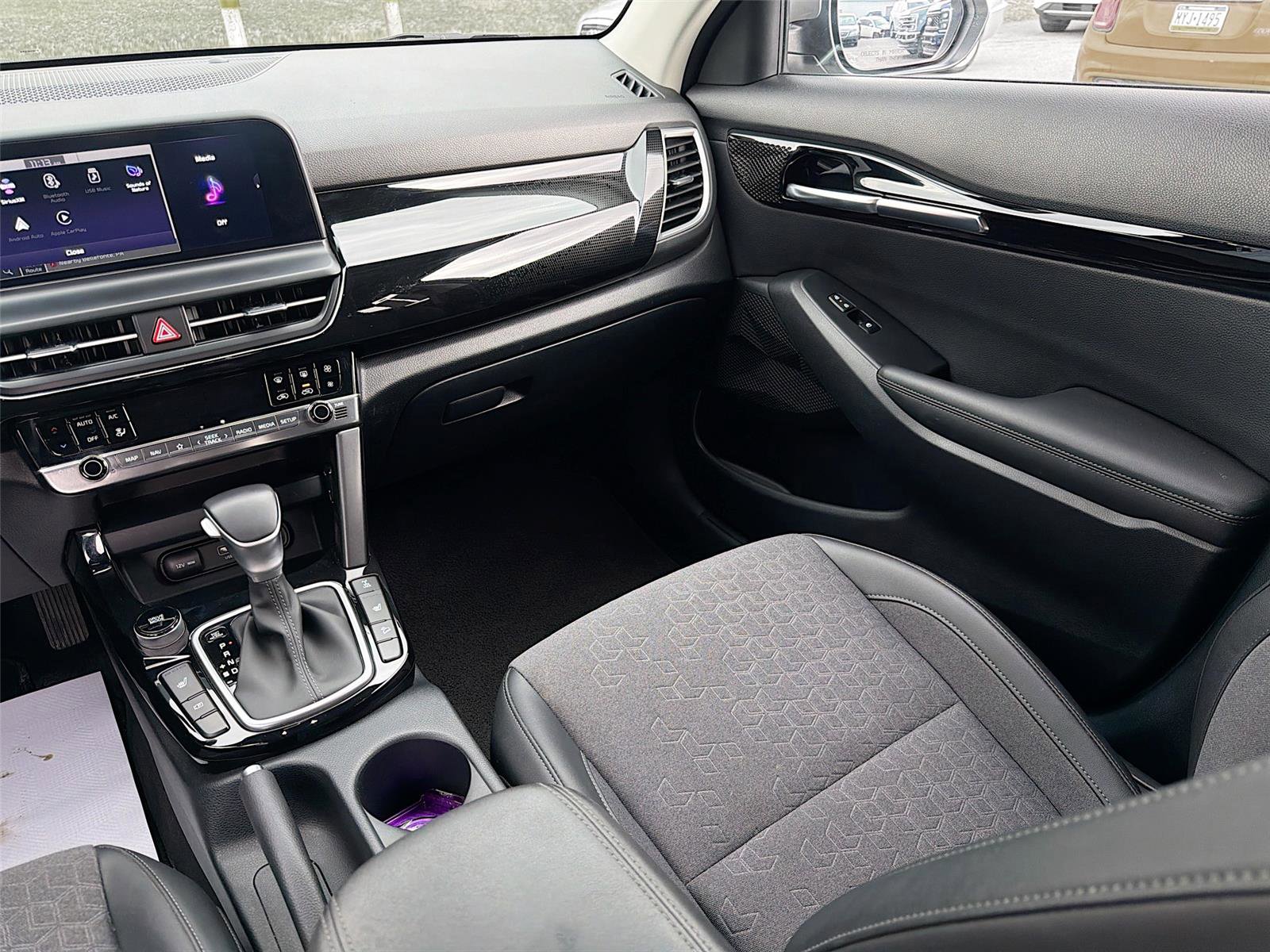 Used 2024 Kia Seltos S image 24