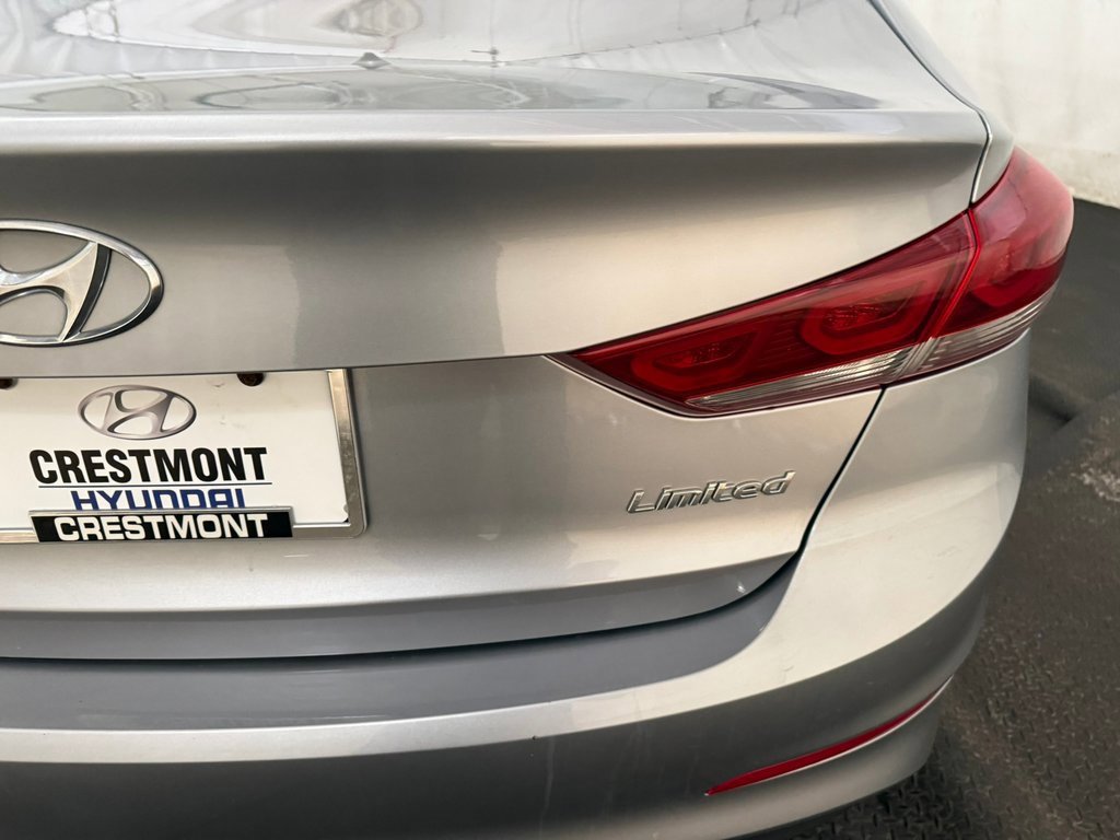 Used 2017 Hyundai Elantra Limited image 11